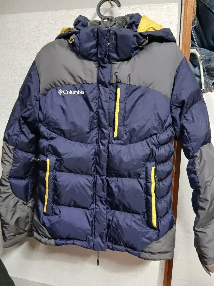 Columbia コロンビア 子供用 ダウン グース アウター 95 ネイビー