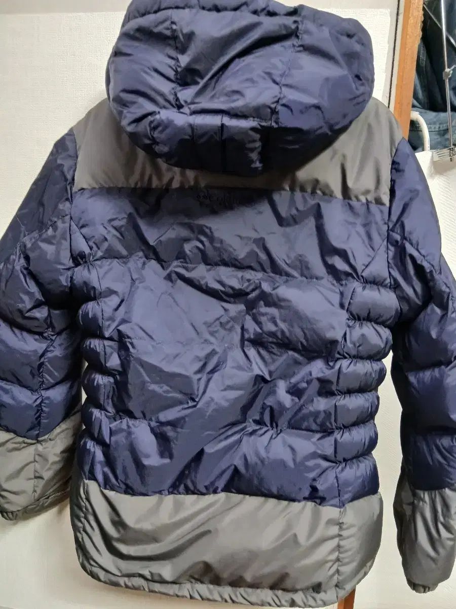 Columbia コロンビア 子供用 ダウン グース アウター 95 ネイビー