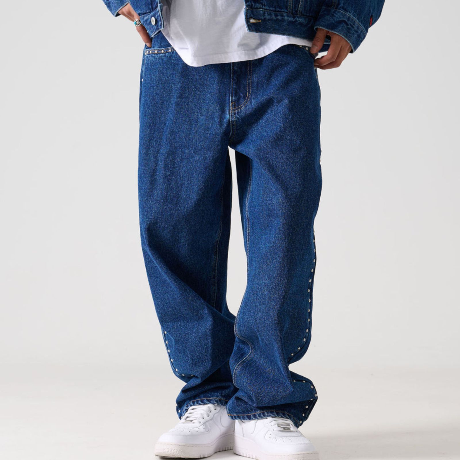 【新作】【FUBU／フブ・STUDS DENIM PANTS（ネイビー）】ストリートファッション HIPHOP ラッパー B-BOY ビーボーイ スタッズ デニムパンツ М L XL メンズライク ユニセックス 新品未使用 少量入荷 FAM-