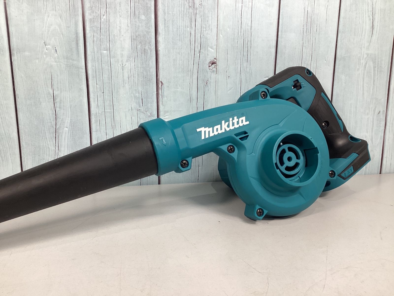 ☆マキタ(makita) コードレスブロワ UB185DZ 【公式通販】 ☆マキタ(makita) コードレスブロワ UB185DZ 【公式通販】