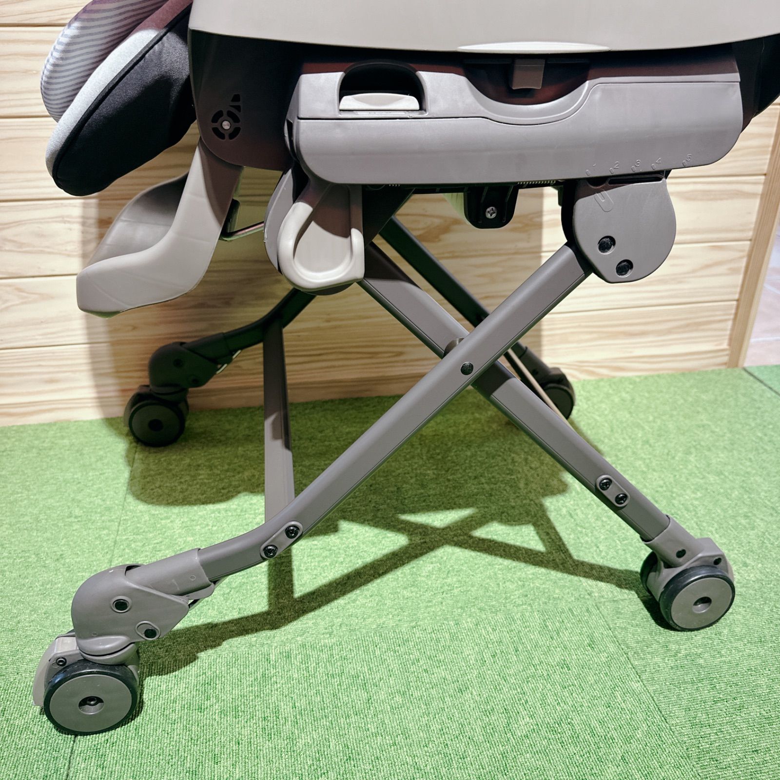 極美品☆ Combi コンビ ハイローチェア ネムリラ アカチャンホンポ限定