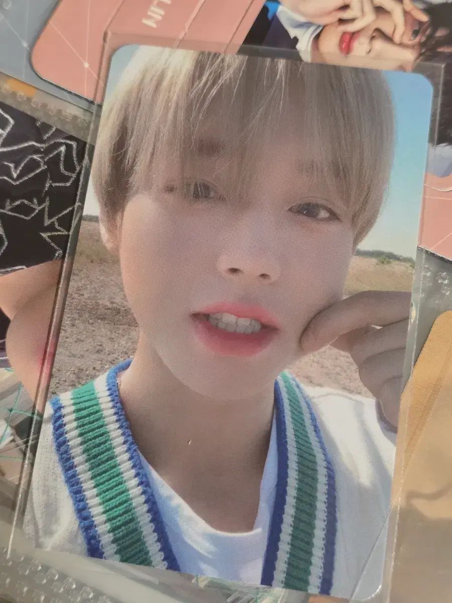 パク・ジフン(PARK JIHOON) 360度 ほっぺつん 앨범 トレカ - メルカリ