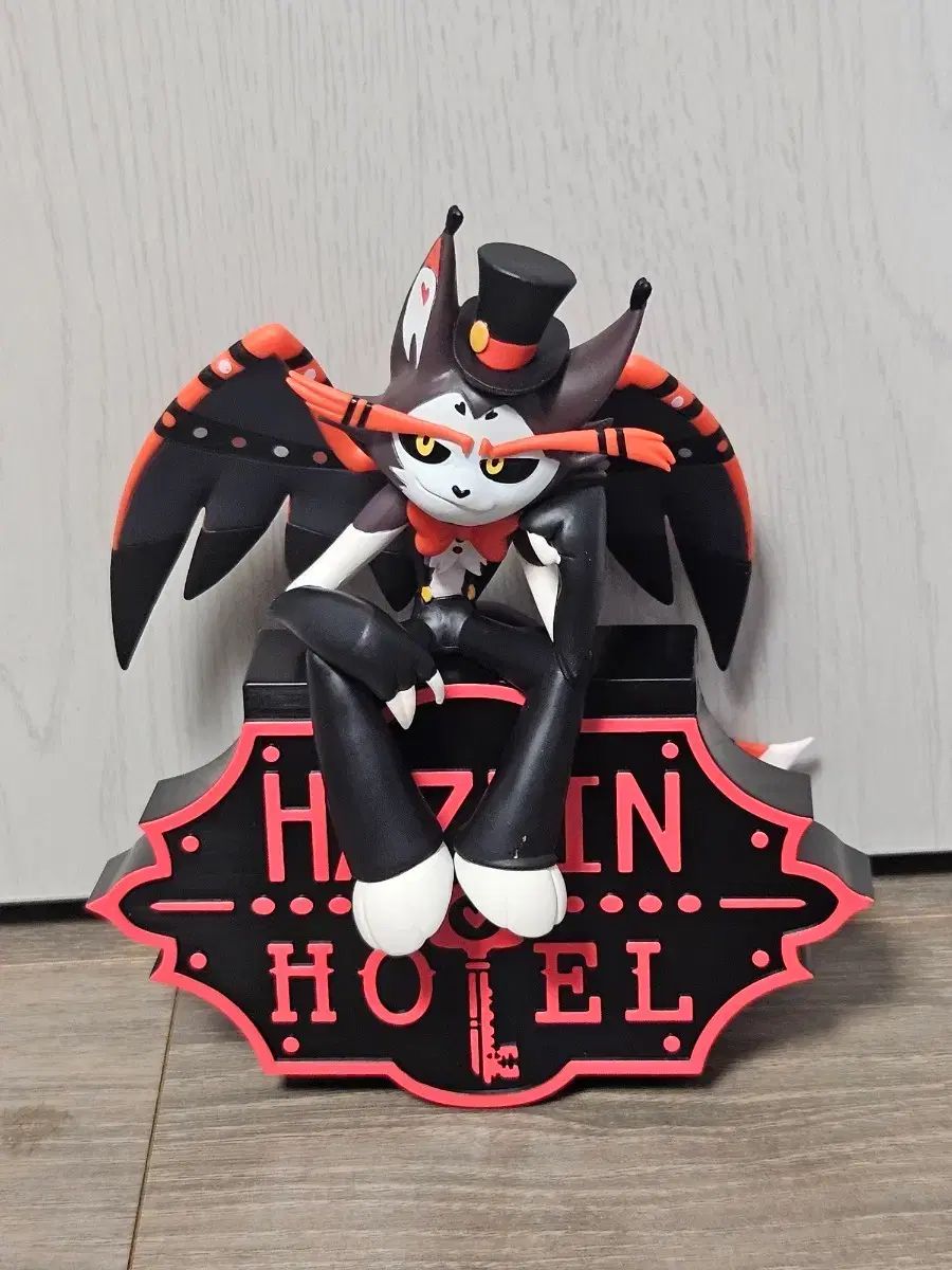 ハズビンホテル 허스크 デスクトップ フィギュア