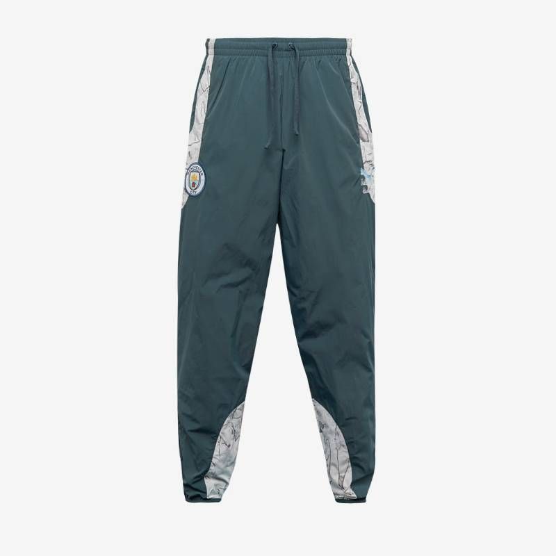 【送料無料・匿名配送】PUMA プーマ マンチェスター・シティ 2025 x KidSuper CWC トラベルパンツ トレーニングウェア ジャージ 下 ロングパンツ ジョガーパンツ 灰（グレースカイズ）新品 正規品 並行輸入 日本未発売 29,985円