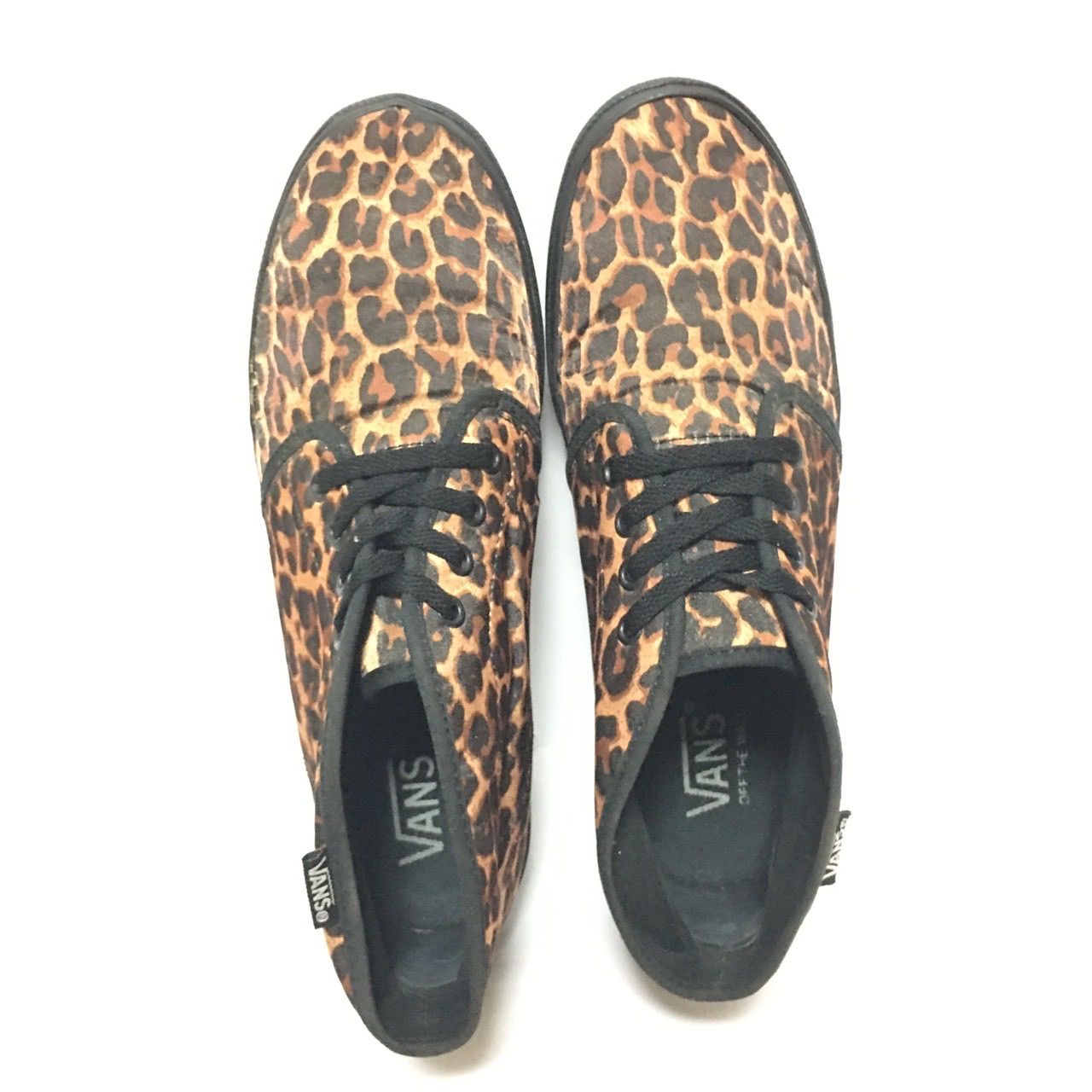 足元のアクセントにぴったりのレオパード柄◎【VANS】バンズ 