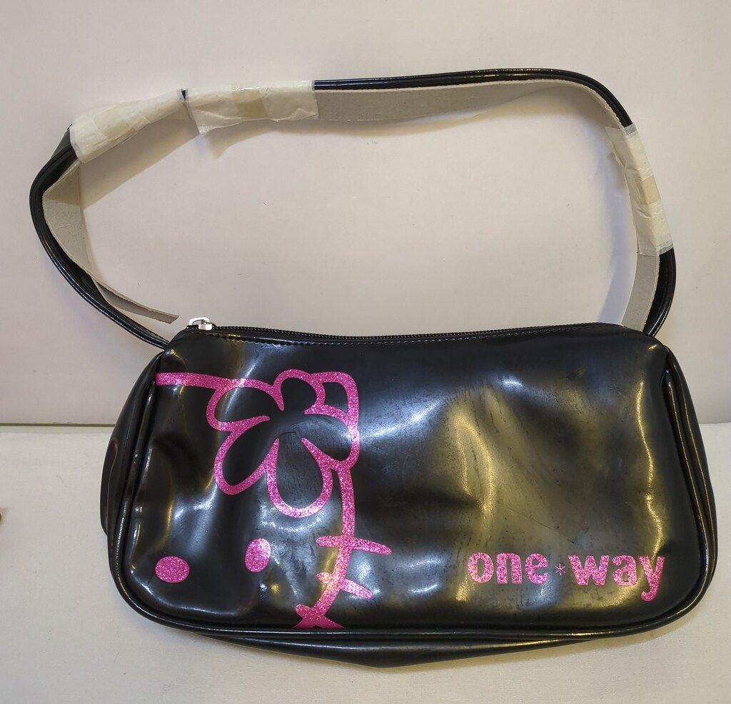 ハローキティ セブンティーン 応募者全員サービス one*wayコラボ