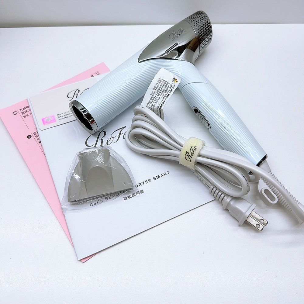 ほぼ未使用⭐️付属品完備》 Refa リファ ビューティック ドライヤー