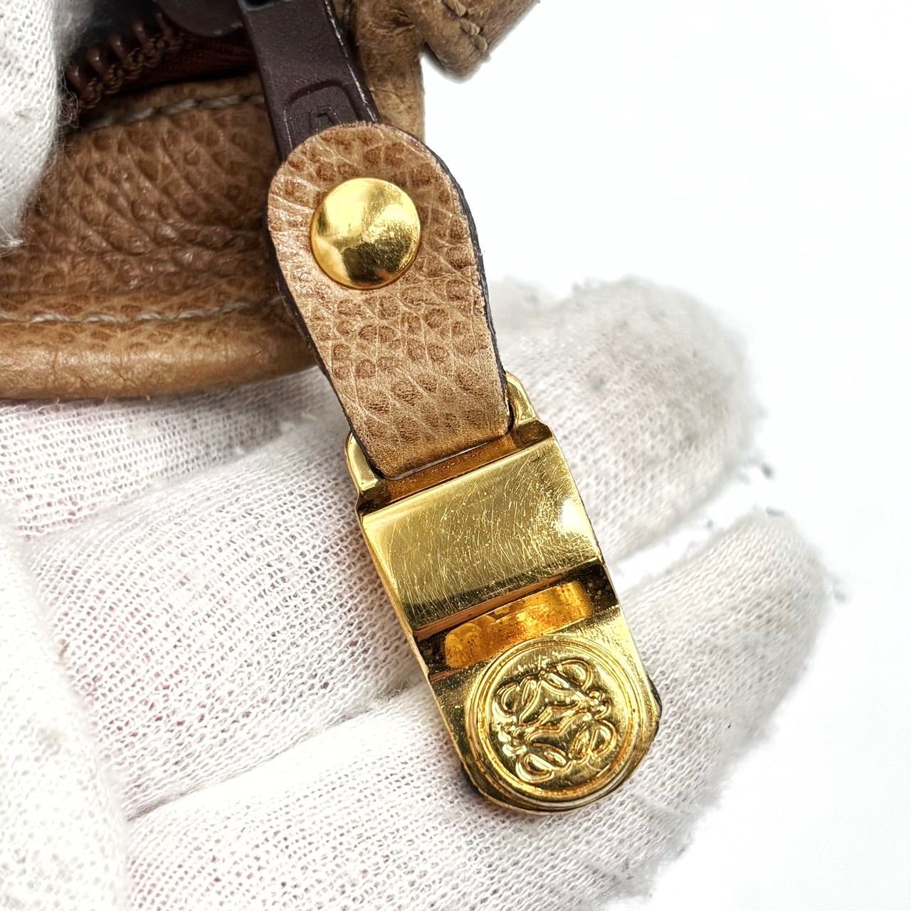 人気】LOEWE ロエベ アナグラム ショルダーバッグ ポシェット ゴールド