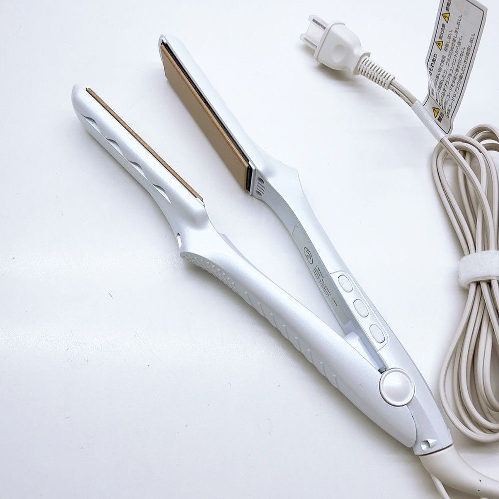 最新モデル⭐️新品未使用》 KINUJO 絹女 ストレート アイロン