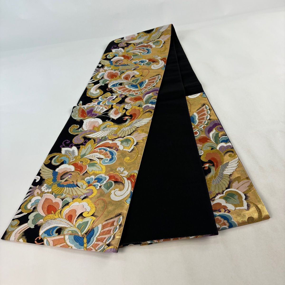 袋帯 秀品 振袖向き 花鳥宝相華 蝶 金銀糸 唐織 黒 六通 正絹 【中古