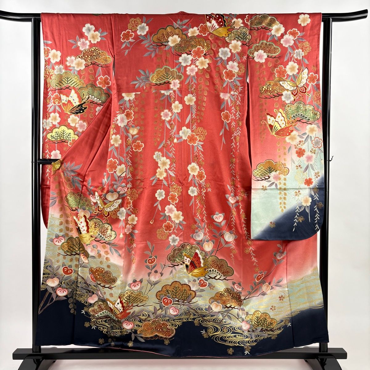 振袖 身丈158.5cm 裄丈62cm S 袷 蝶 笠松 金糸 金彩 ピンク 正絹 秀品