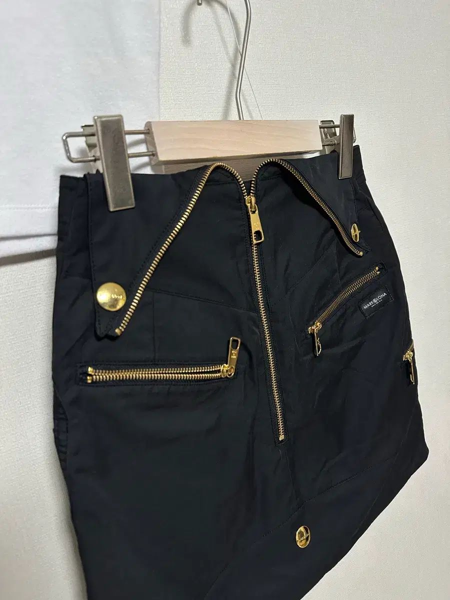 MARK & LONA マークアンドロナ ゴルフスカート ブラック (s) - メルカリ