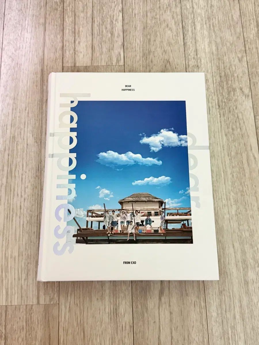YESASIA: EXO（エクソ）DEAR. ハピネス写真集 EXO Photobook - Dear