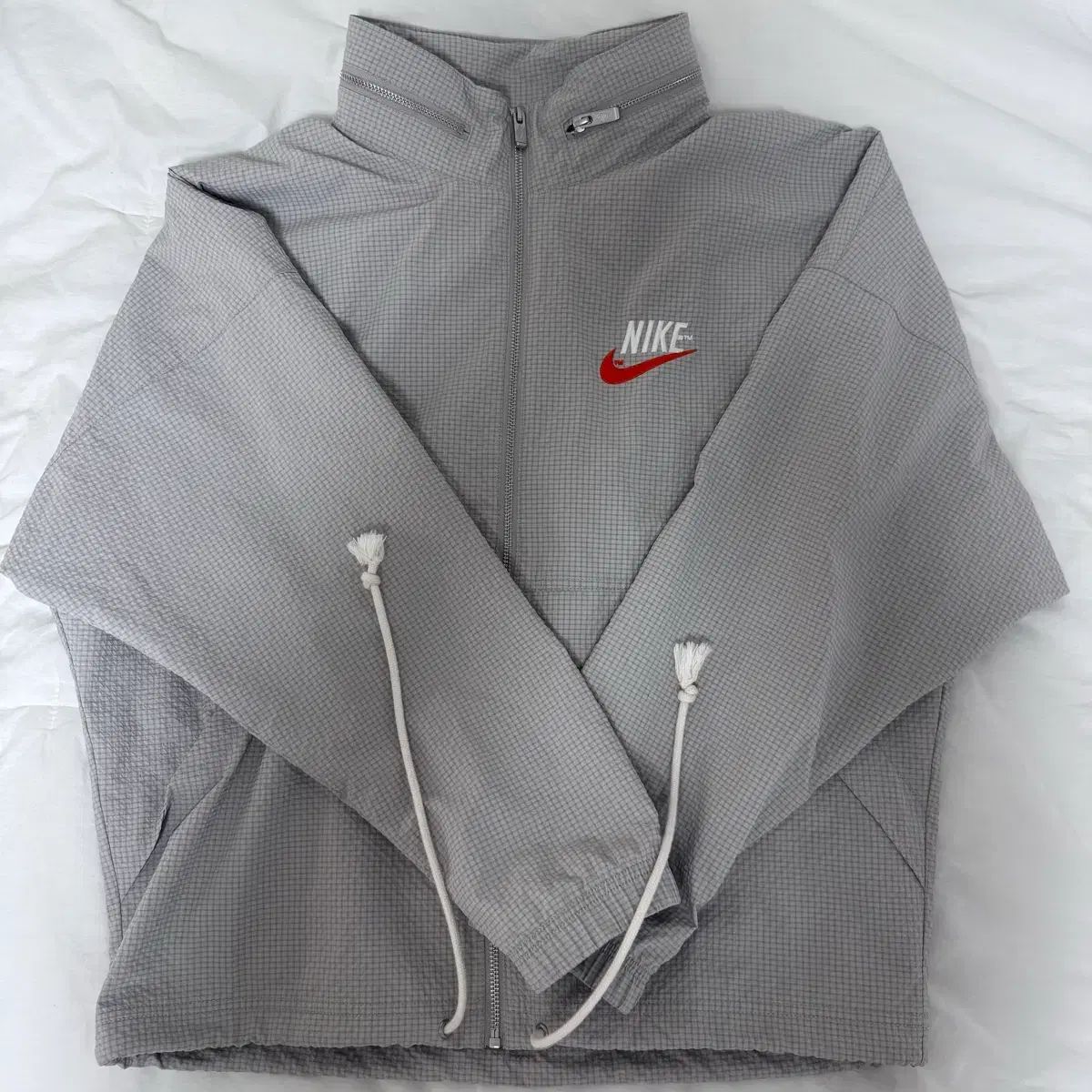 ナイキ NSW トレンド ウーブン ジャケット ライト アイアン オア