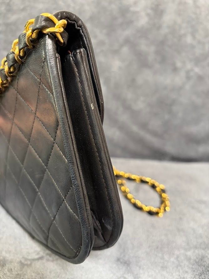 ☆さらに値下げ‼26日まで♪【期間限定大幅値下げ中‼】 CHANELシャネル