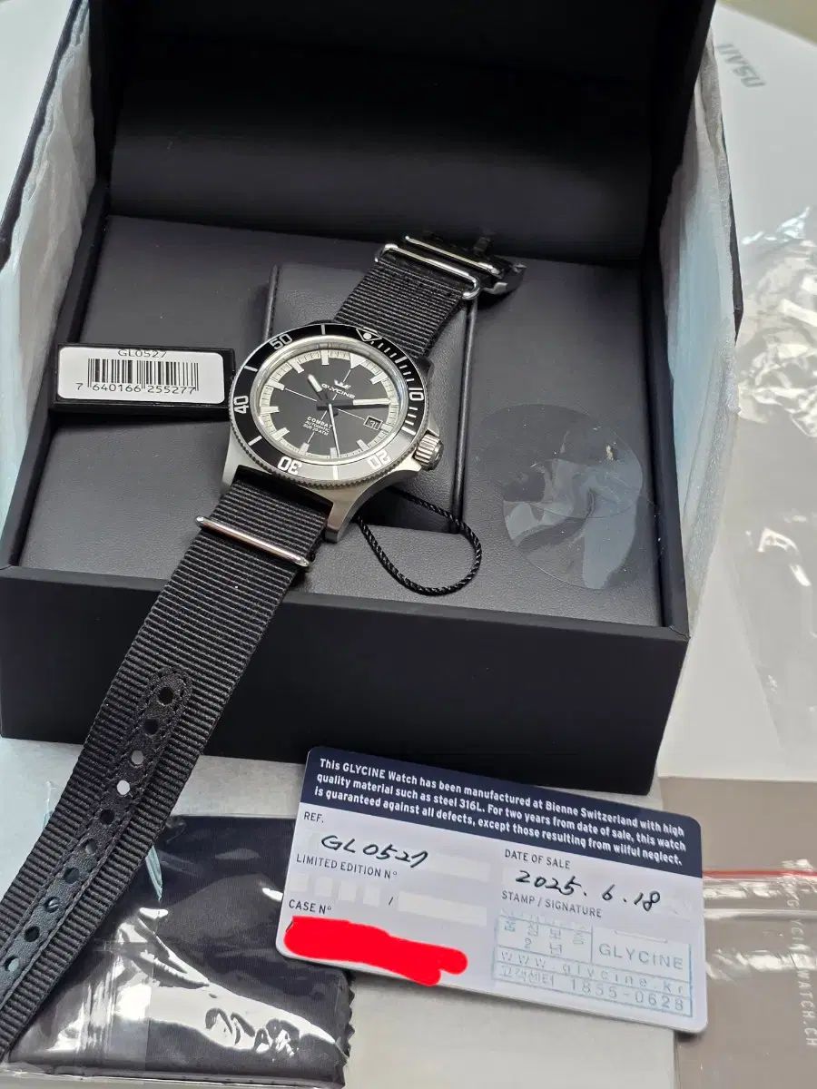  GLYCINE コンバットサーブ42 黒文字盤 フィット感 自動巻き時計 腕時計(アナログ)