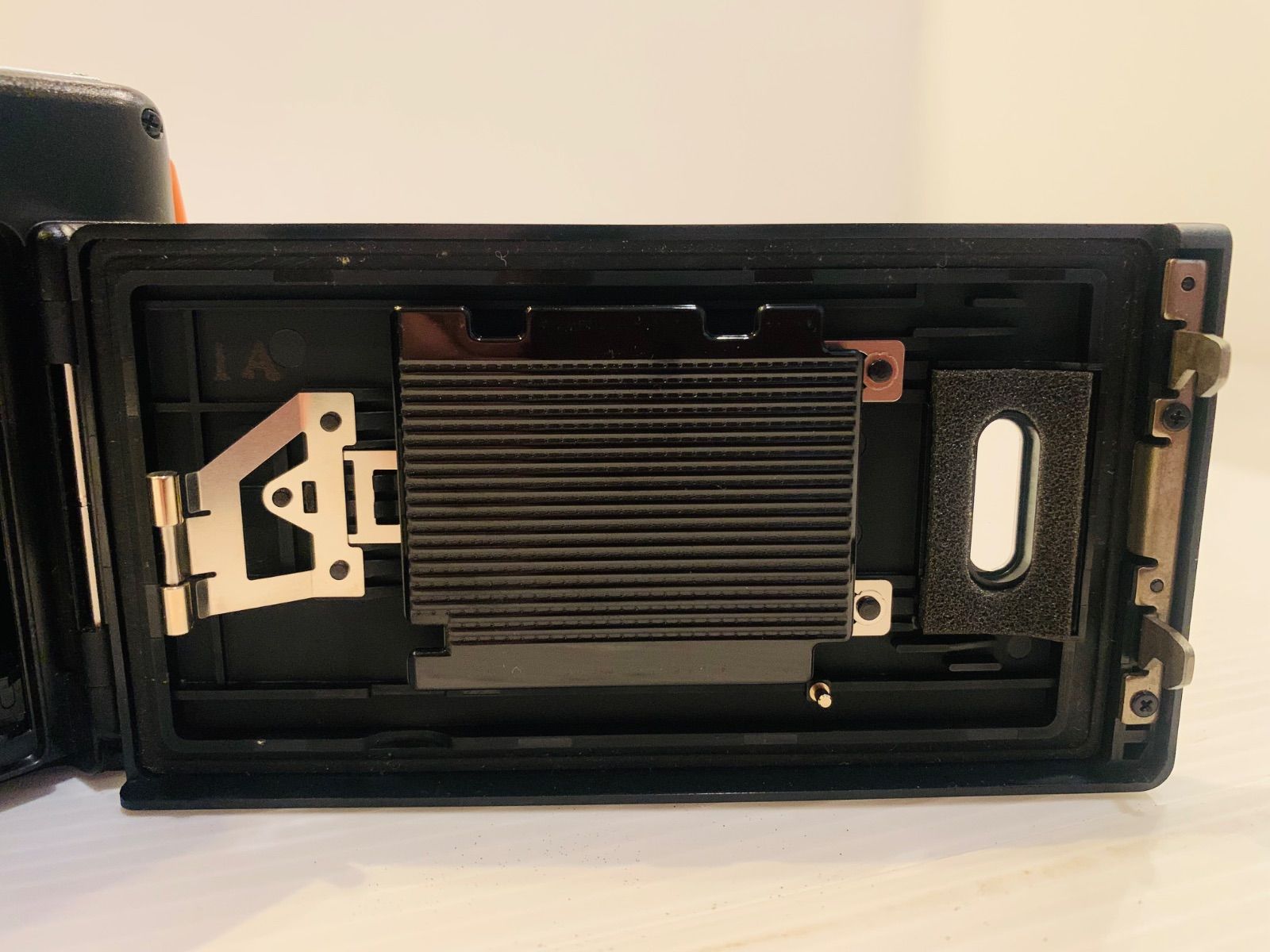 ジャンク】フィルムカメラ Konica 現場監督 LENS 28 WB ECO - メルカリ