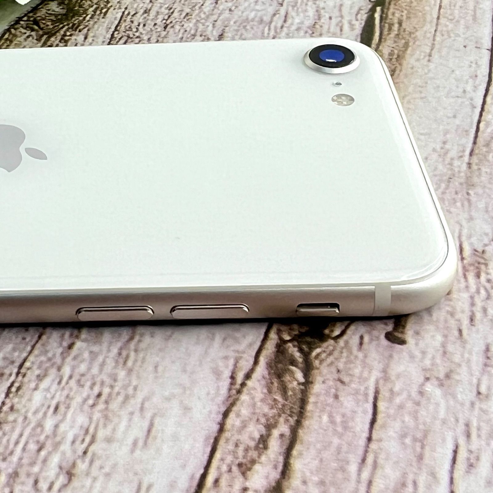 新品同様×純正BT100%】iPhone SE 第3世代 64GB スターライト SIMフリー