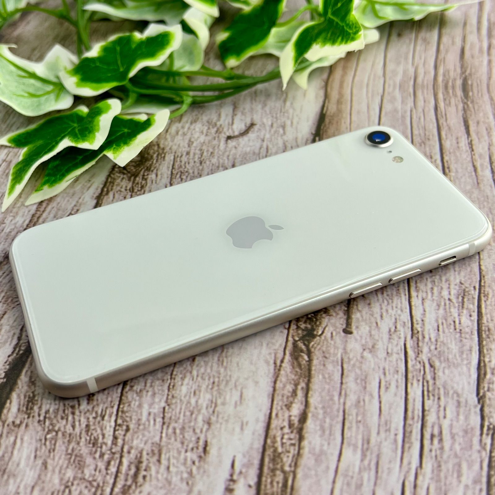 新品同様×純正BT100%】iPhone SE 第3世代 64GB スターライト SIMフリー