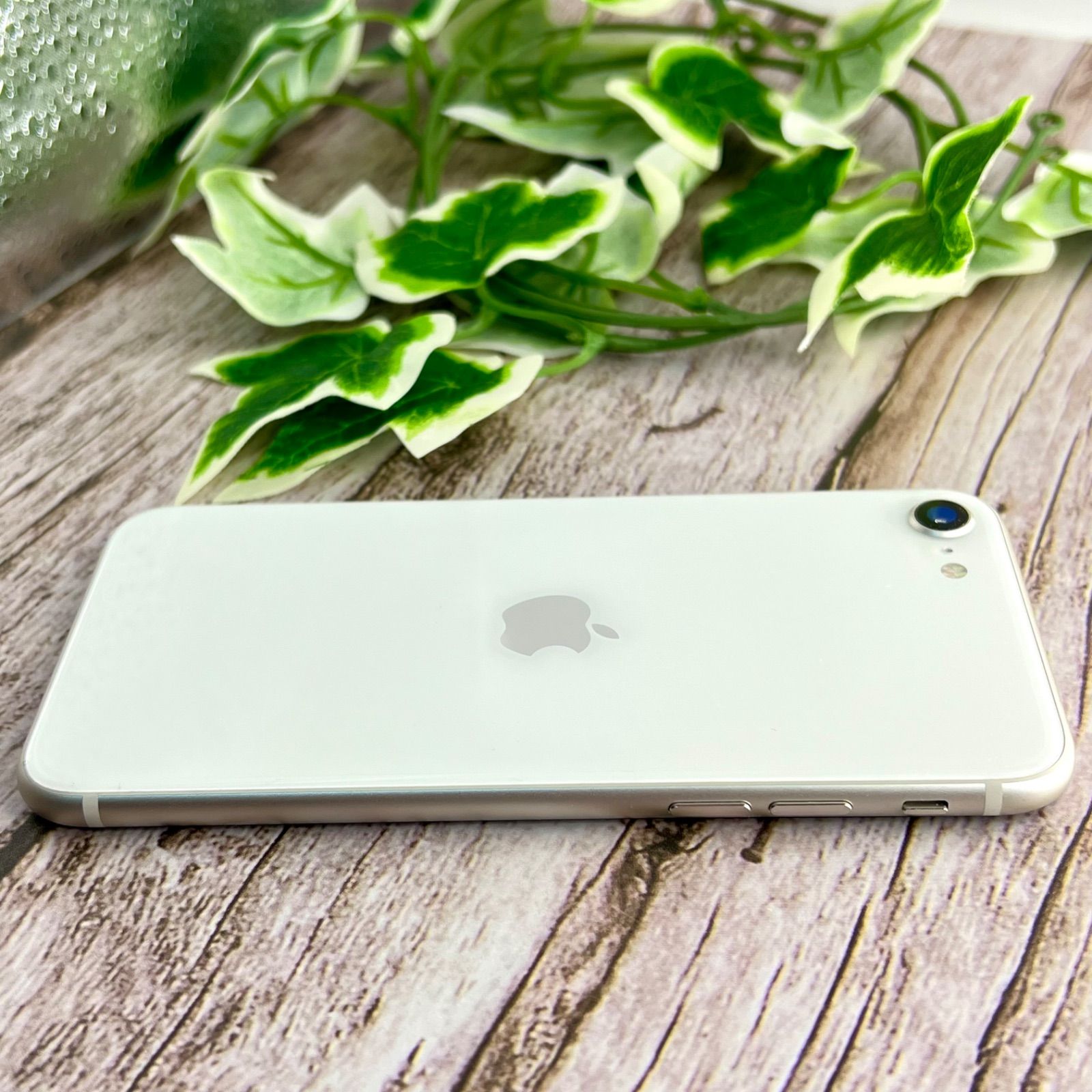 新品同様×純正BT100%】iPhone SE 第3世代 64GB スターライト SIMフリー