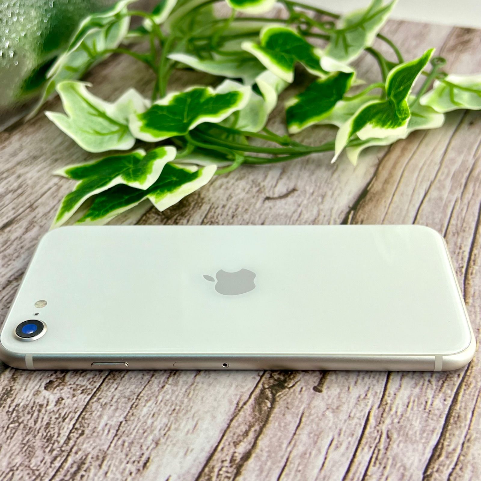 新品同様×純正BT100%】iPhone SE 第3世代 64GB スターライト SIMフリー