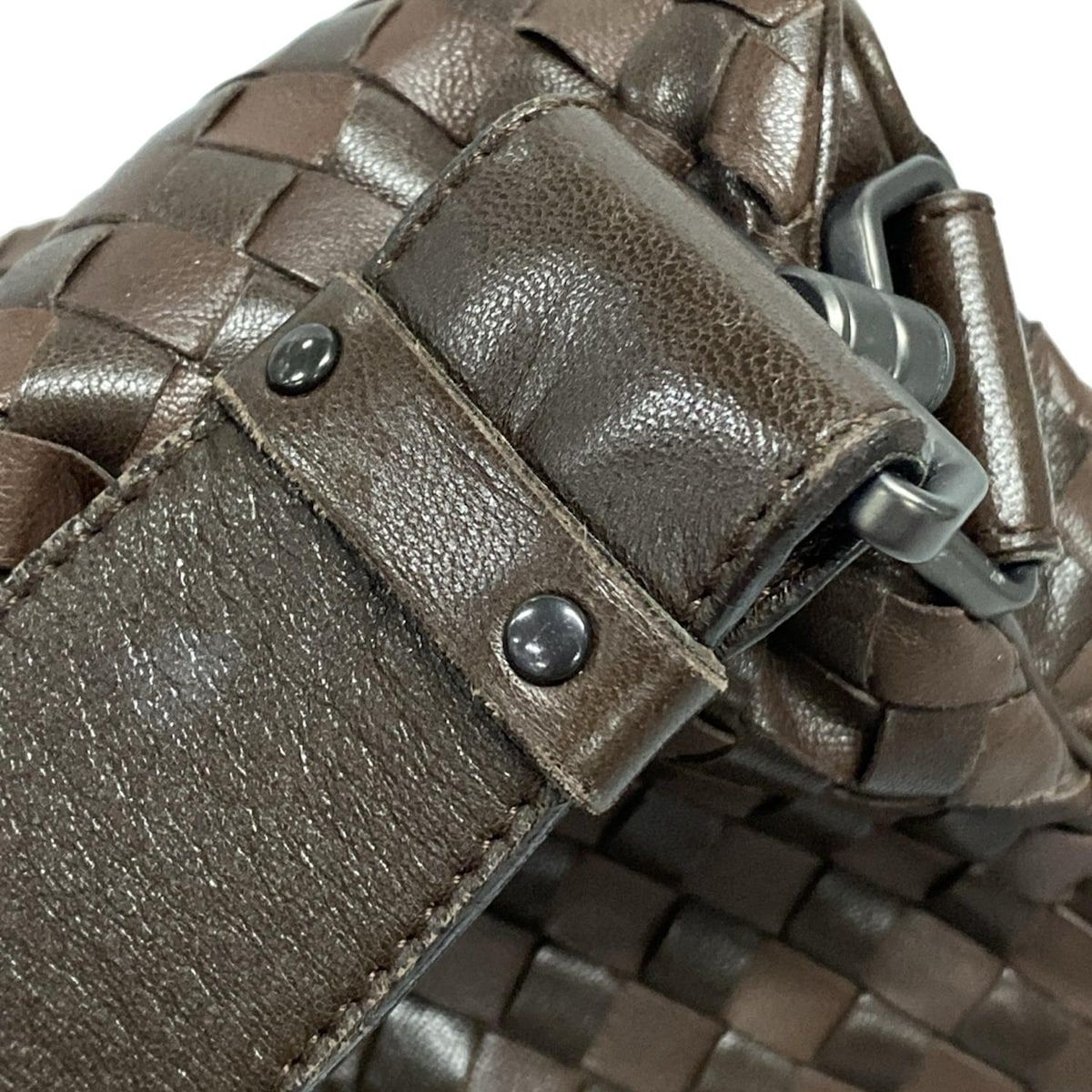 BOTTEGA VENETA(ボッテガヴェネタ) ショルダーバッグ イントレチャート