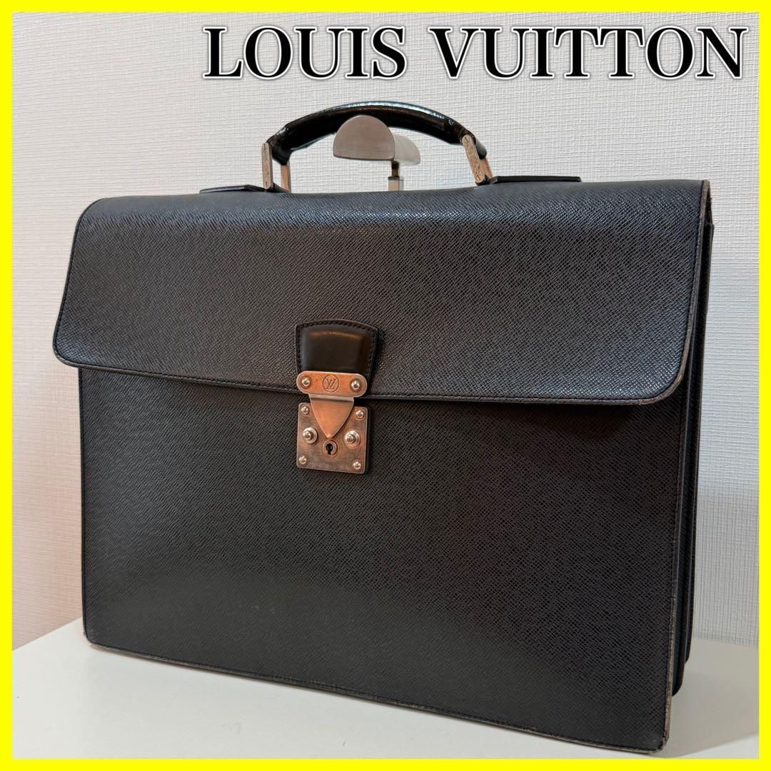 □美品□LOUISVUITTONルイヴィトン ビジネスバッグ タイガ モスコバ