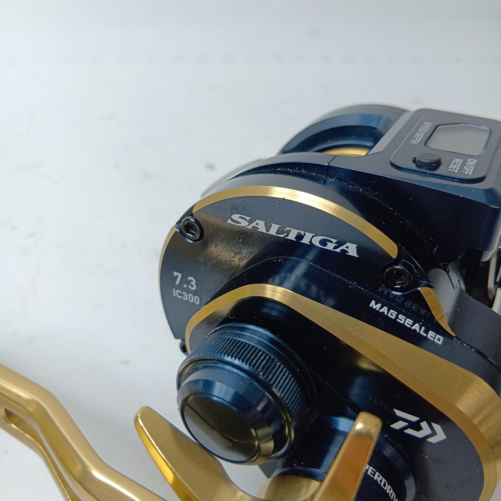 DAIWA ダイワ ベイトリール 21ソルティガIC300 3034725 - メルカリ
