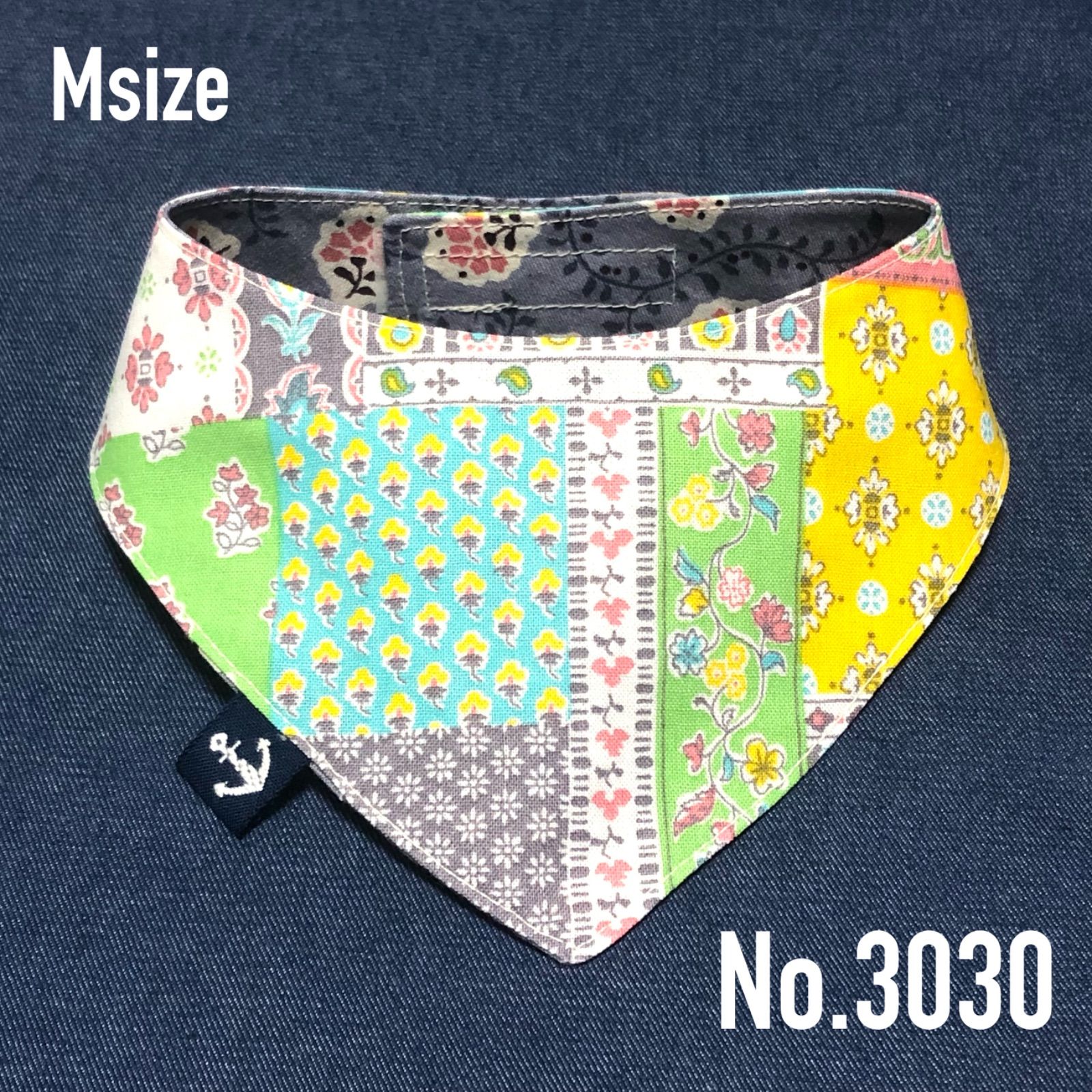 ☘️No.3030☘️ 犬猫用 リバーシブル バンダナ スタイ Mサイズ