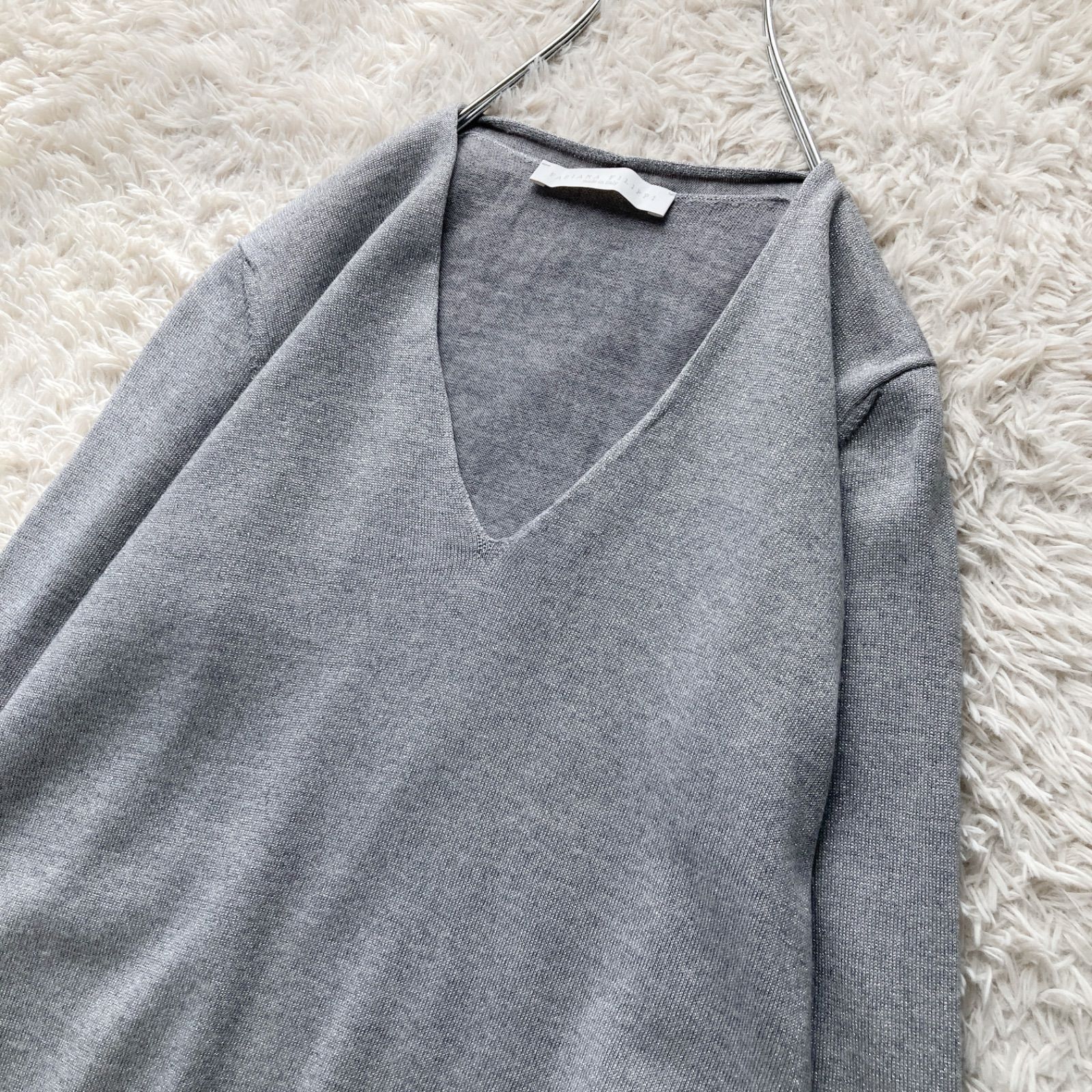 良品 ファビアナフィリッピ FABIANA FILIPPI Vネックニット セーター