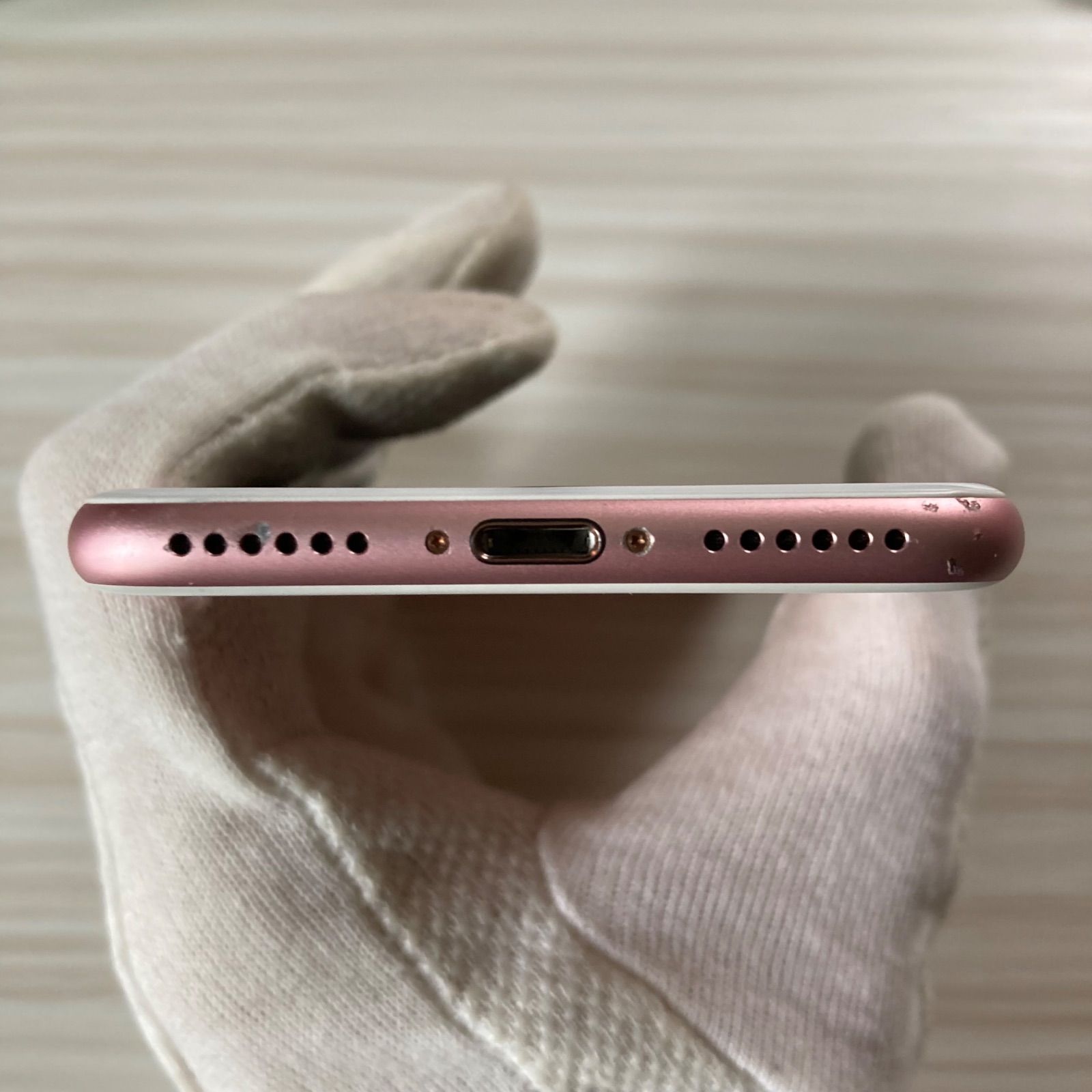 iPhone7 128GB ROSEGOLD バッテリー70% SIMフリー - メルカリ