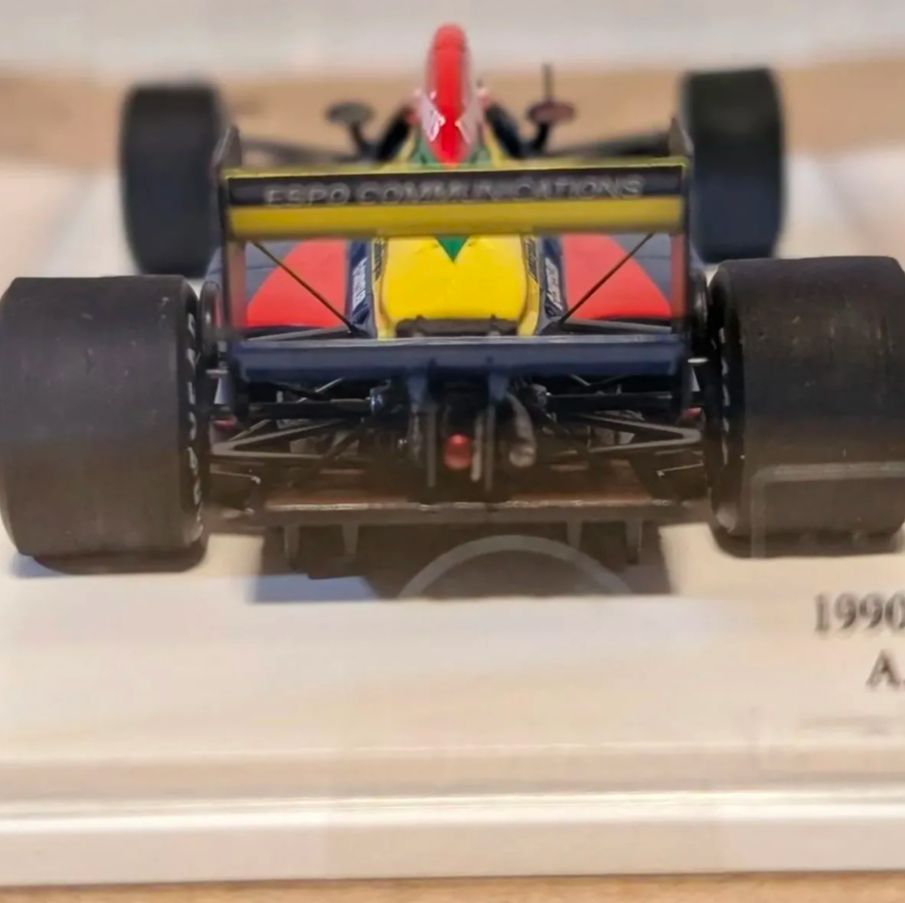 限定品!未開封1/43 スパーク ラルースローラランボルギーニLC89 鈴木