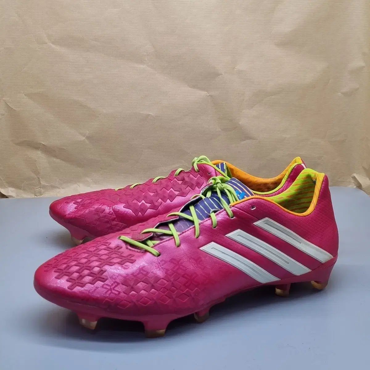 ❗️激レア❗️カオハナキティ❗️エアーソファ　1999年製　ハイビスカス　当時物✨ アディダス プレデター リーセルジョーン サッカーシューズ 305 - メルカリ