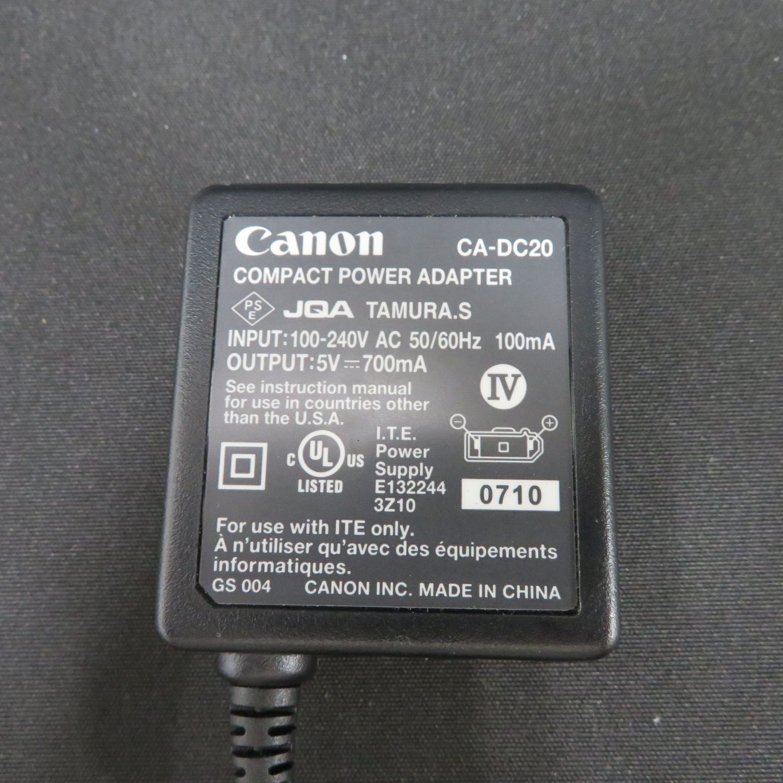 8024☆デジタルカメラ□IXY DIGITAL PC1205□純正バッテリー(NB-4L