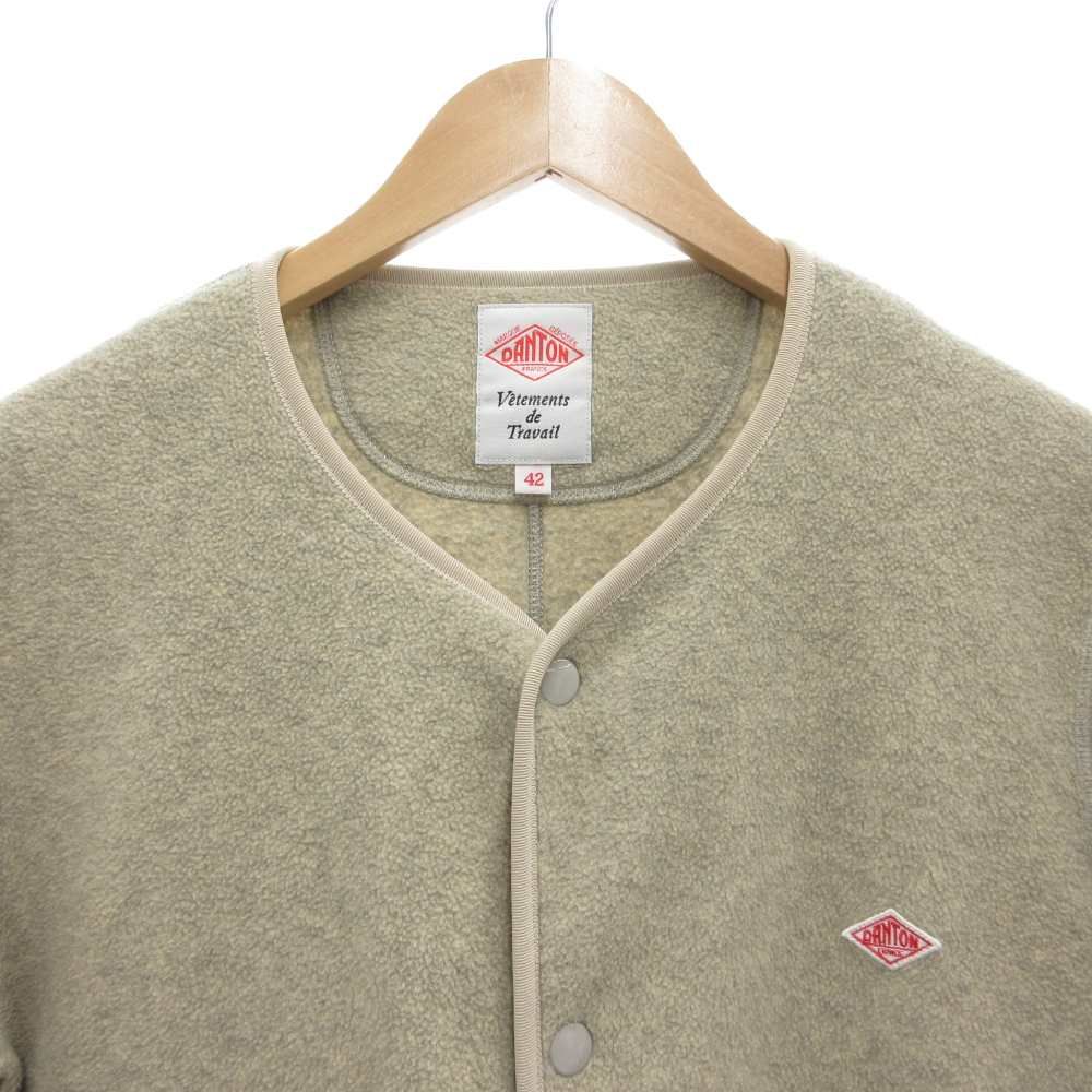 ダントン DANTON ノーカラーフリースジャケット ロゴワッペン スナップ