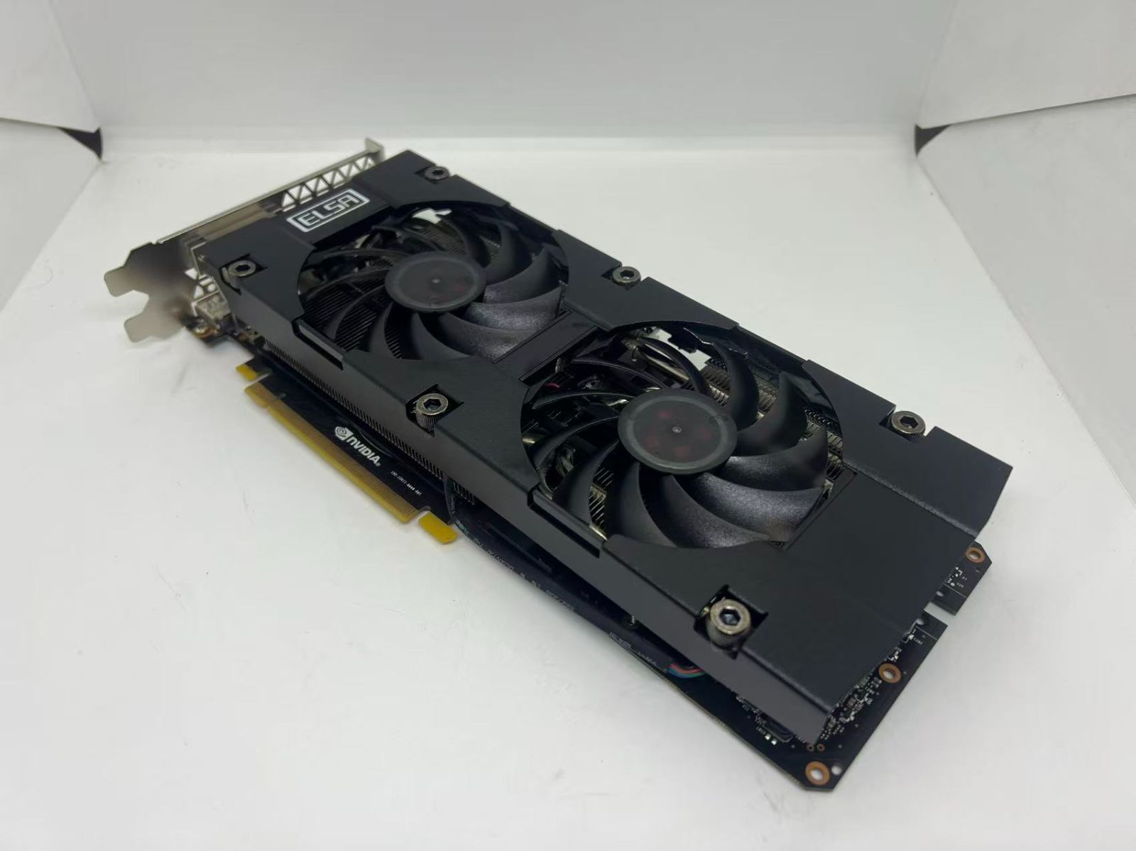 ELSA GEFORCE GTX1070 8GB 中古グラフィックカード【動作確認済美品