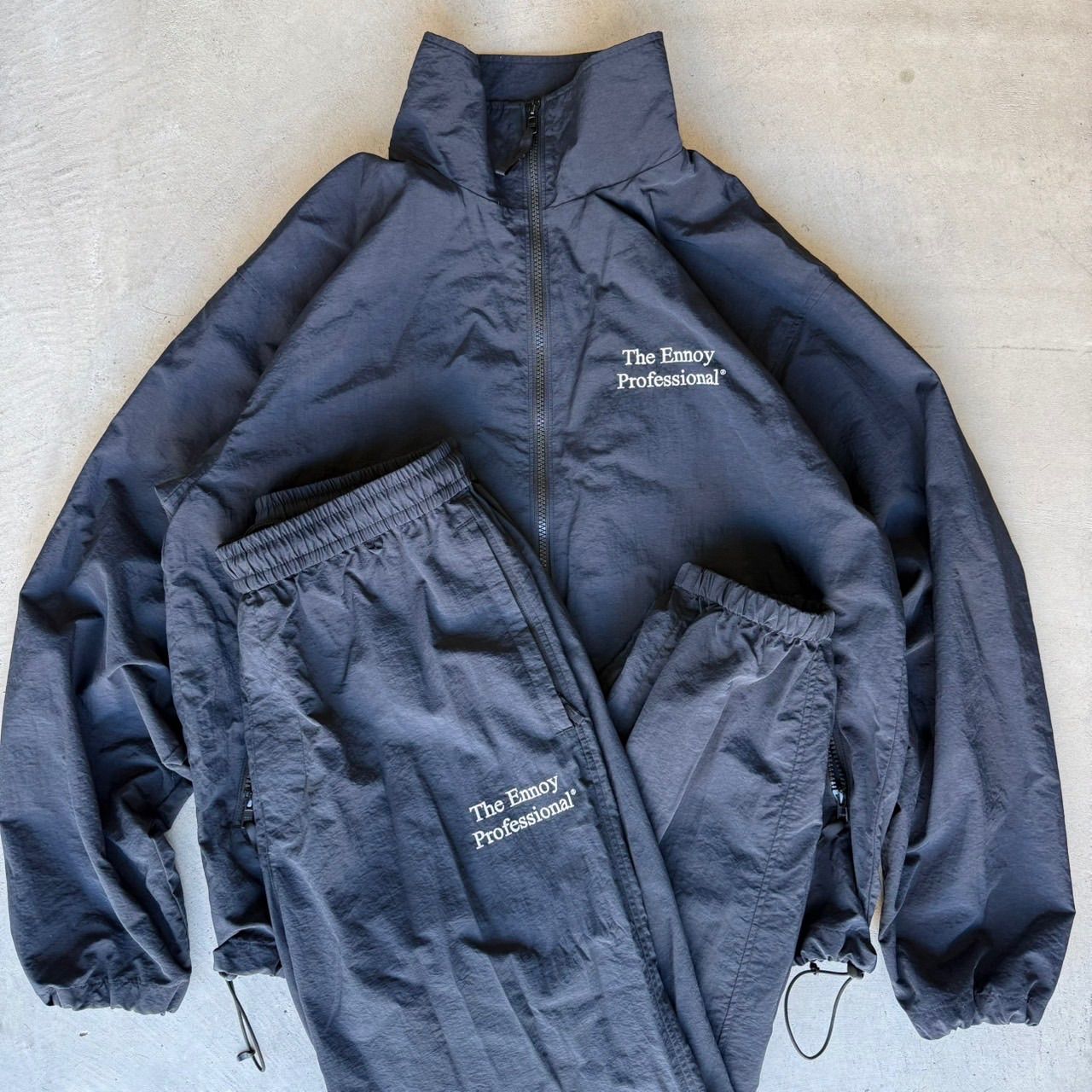 The Ennoy Professional ナイロン セットアップ ネイビー 上下