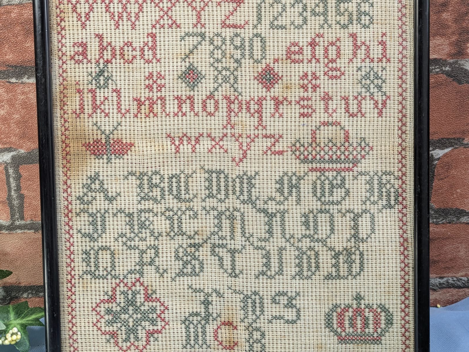 イギリス アンティーク 刺繍額 スクールサンプラー - メルカリ