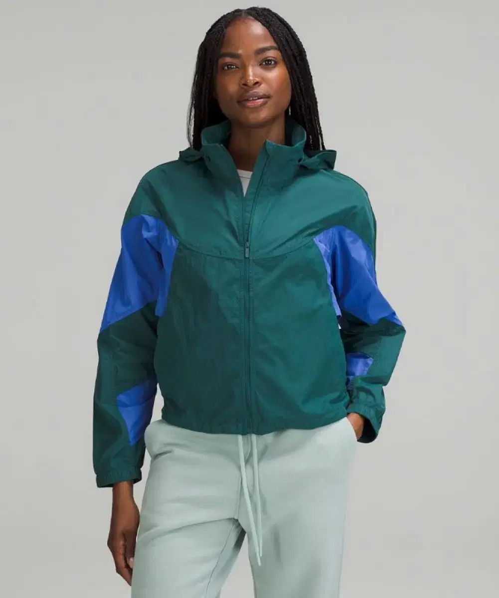 ルルレモン lululemon エバーグリーン クロップド フルジップアップ