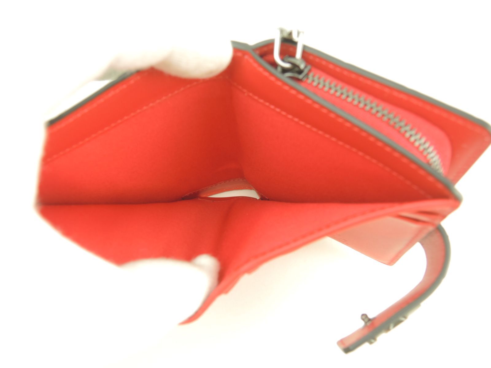 クリスチャンルブタン 2折財布 パロマ クロコ型押レザー黒赤