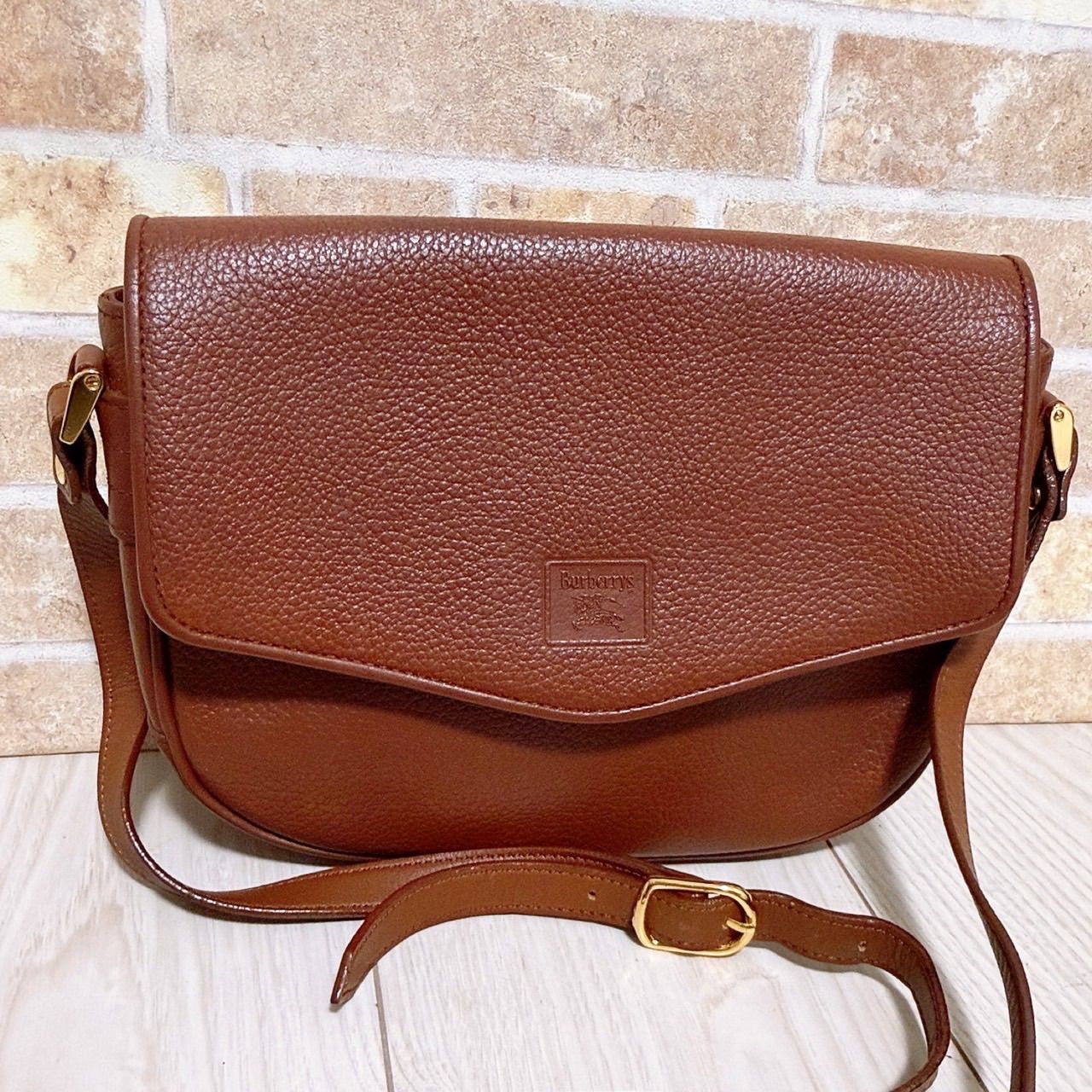 美品) Burberrys(バーバリー)ショルダーバッグ レザー ブラウン - メルカリ