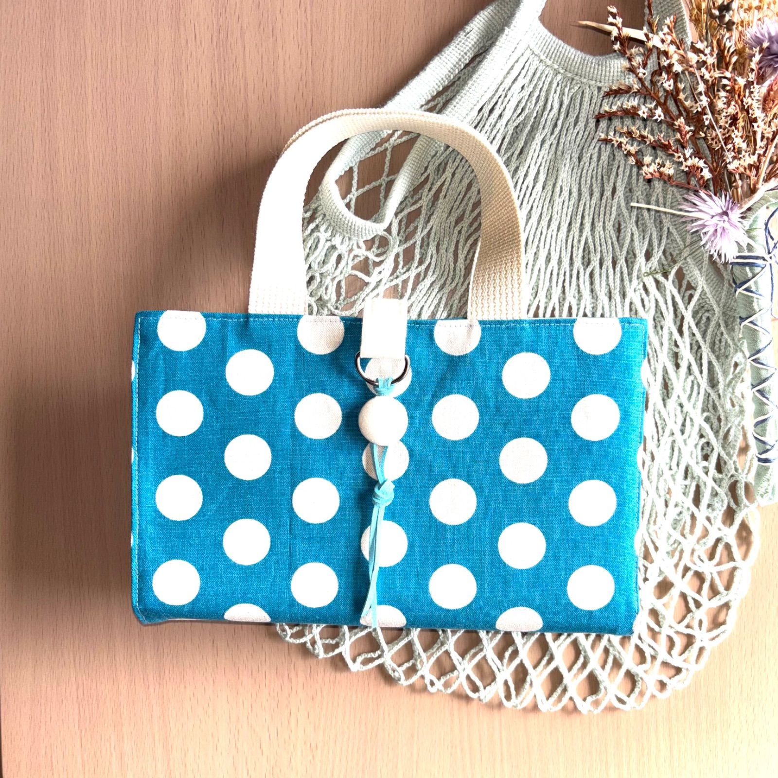 レビューブックカバー ブックカバー マルチカバー ブルードット - メルカリ