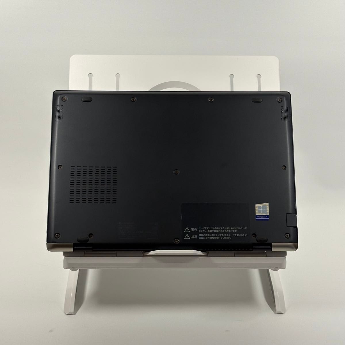 美品 ノートパソコン Windows11 Libre Office付き i5 SSD 第8世代