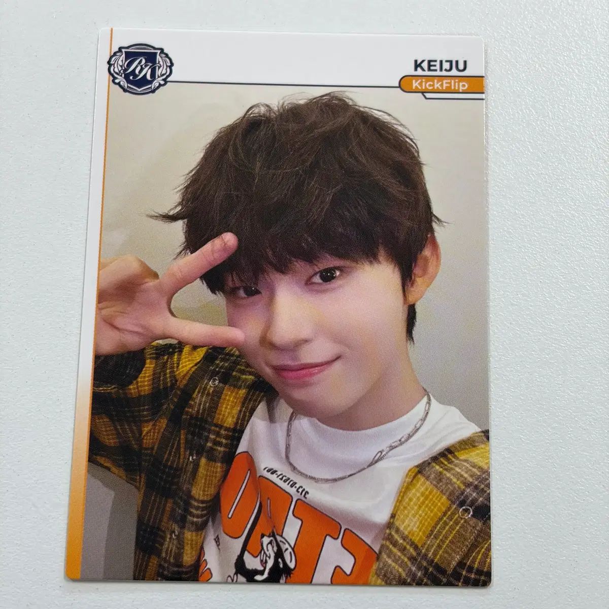 キックフリップ ケイジュ トレカ 2025 ルーキー ベースカード 私服