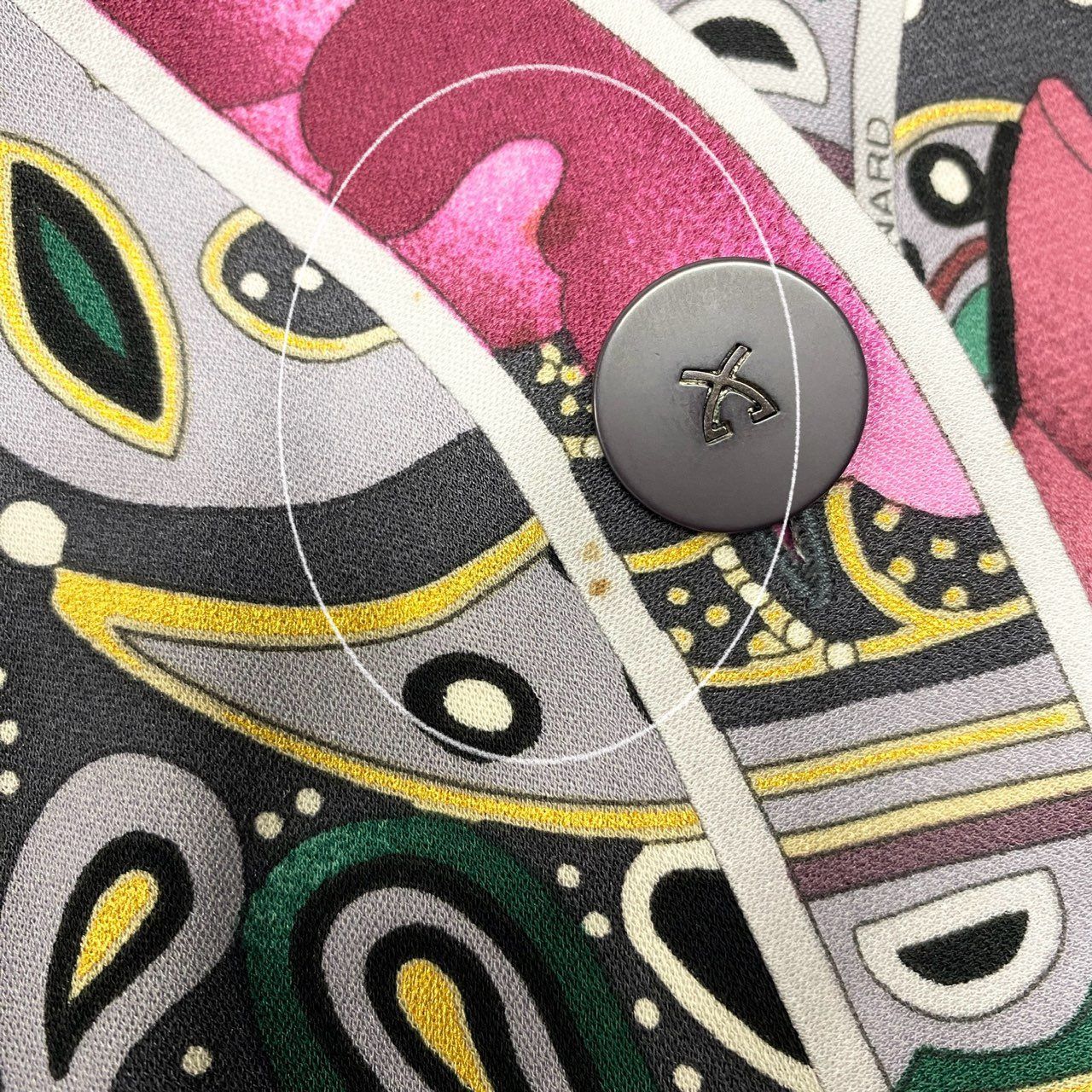 83b23 LEONARD レオナール Vネックカーディガン カンカン素材 美しい