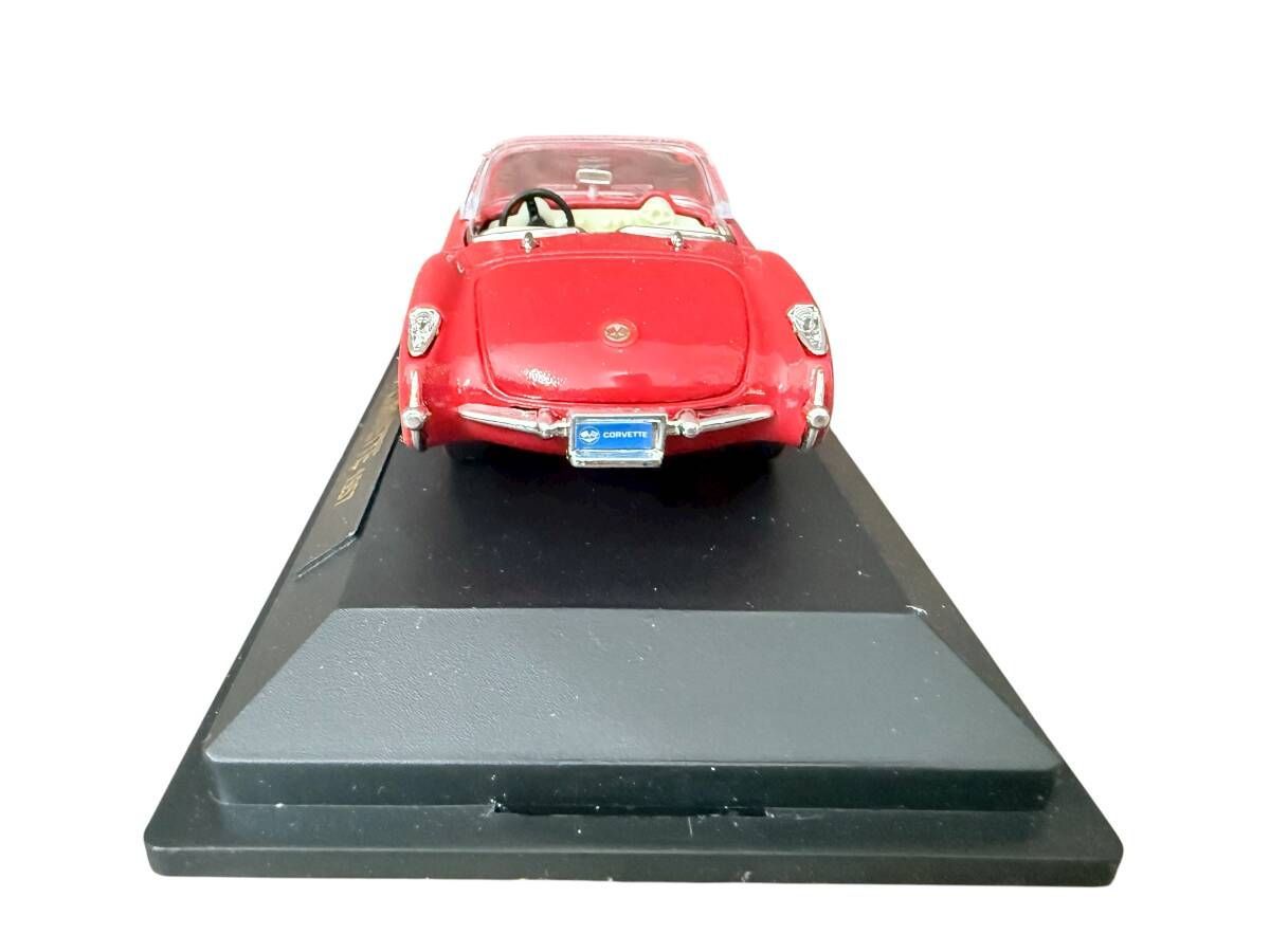 コレクターズエディション 1957年型 シボレー コルベット 1:43スケール