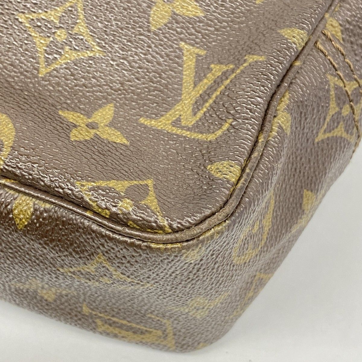 6bc4230】ルイヴィトン ポーチ モノグラム トゥルーストワレット28
