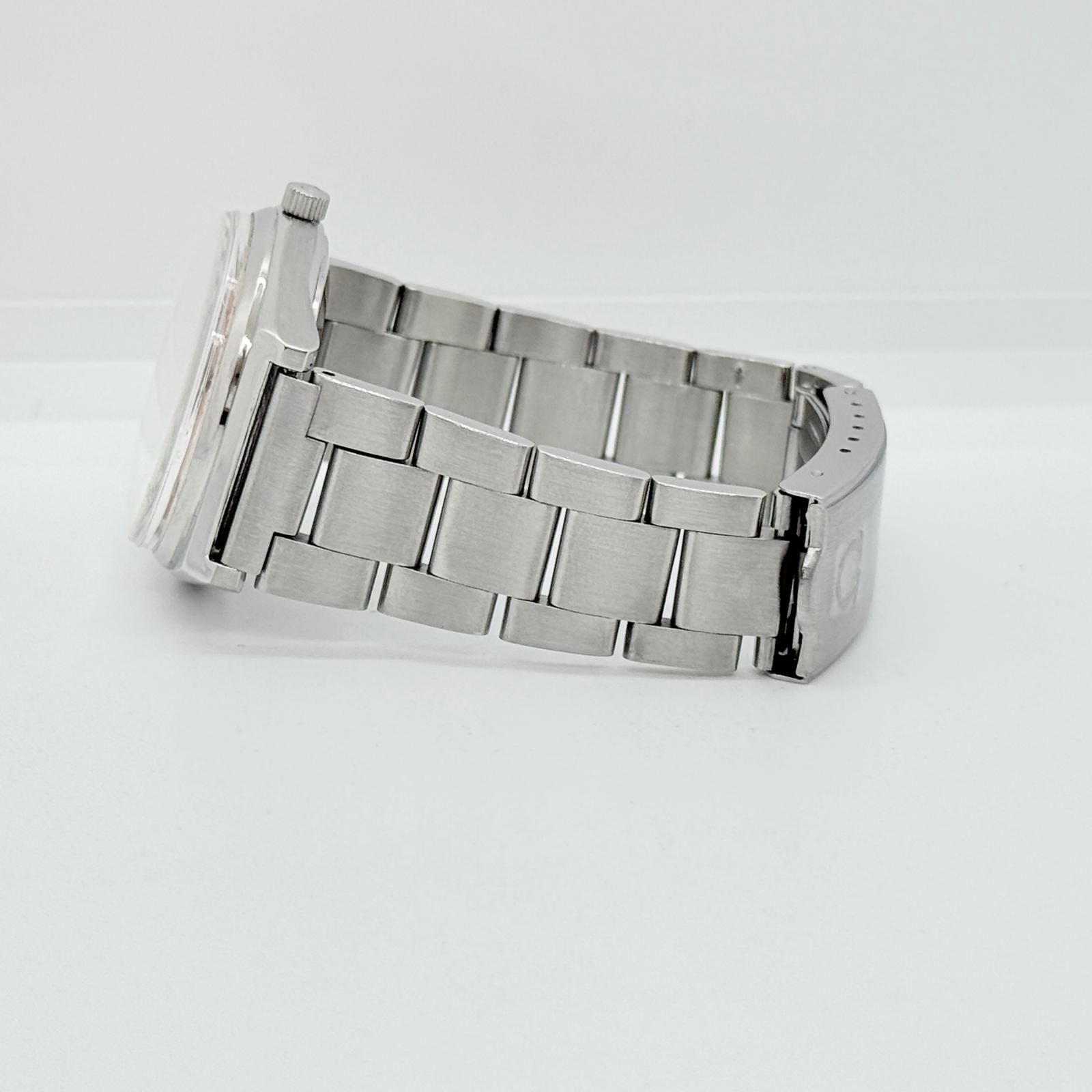 レッド文字盤 腕時計