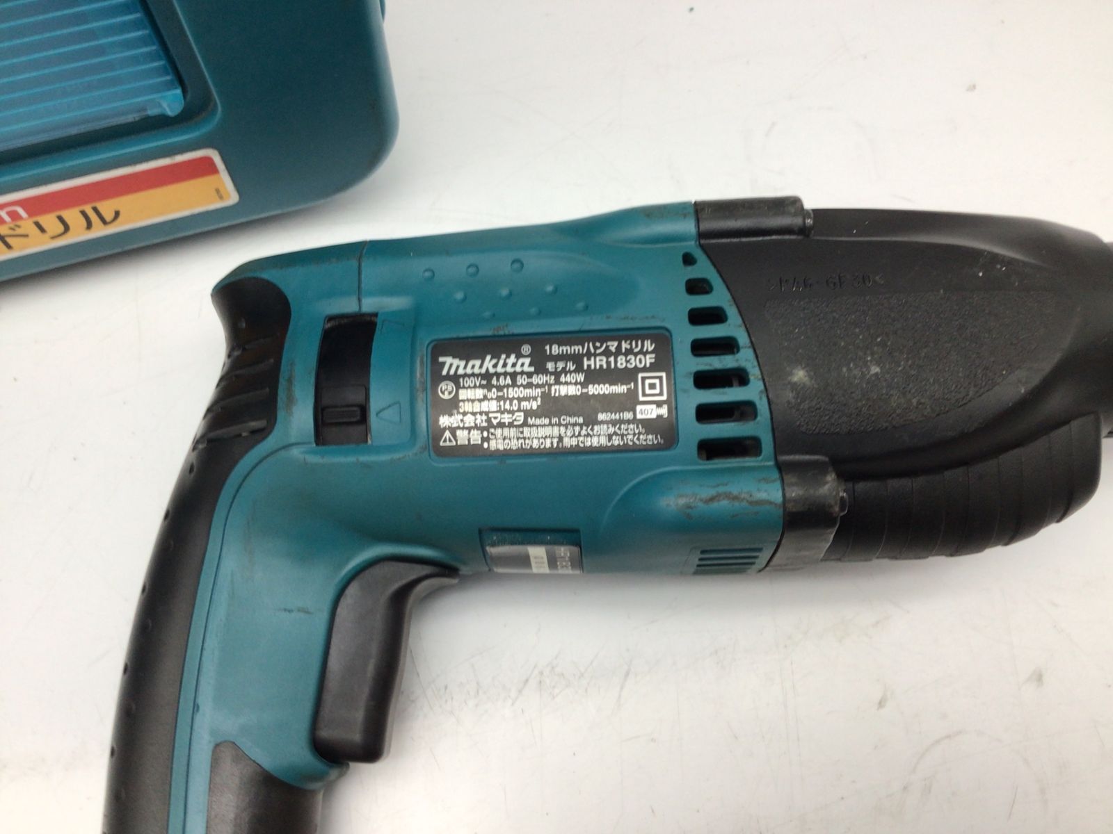 中古品】Makita/マキタ HR1830F ☆ 18mmハンマドリル [IT_WG52Q][知立