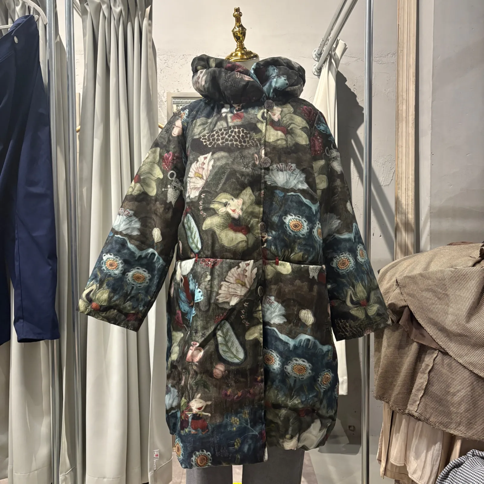 2026年最新】OLLEBOREBLA ダウンジャケットの人気アイテム - メルカリ